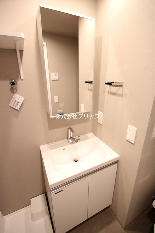 エル・セレーノ横浜関内デューエの独立洗面台