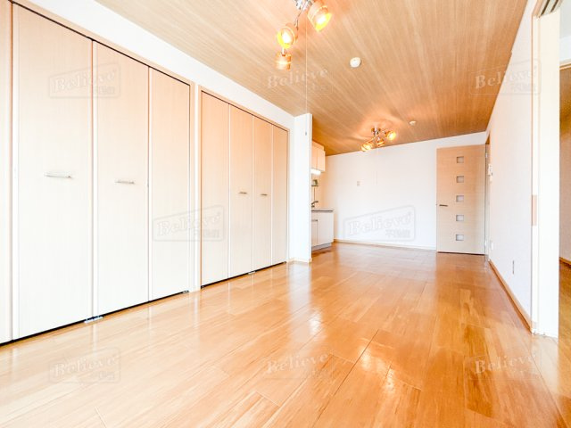 グランドール広見の居間・リビング|広いリビング☆