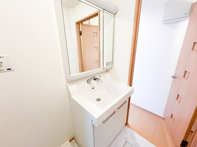 エクセル２１の洗面所