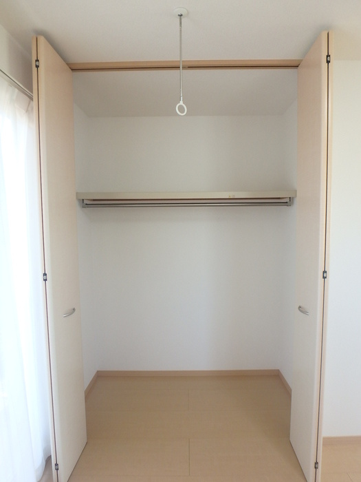 ジュパール Ⅰ棟の収納|クローゼット