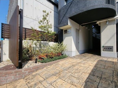 【エントランス】レジデンス恒和