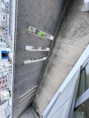 【バルコニー】青木屋ビル