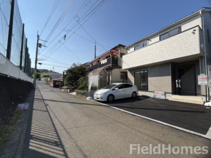 中井町井ノ口新築戸建て　第12-1号棟の前面道路含む現地写真|前面道路含む現地写真です。