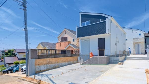 横浜市港北区富士塚２丁目の新築一戸建の前面道路含む現地写真|周辺環境も合わせてご案内させて頂きます！
お気軽にお問い合わせ下さい！