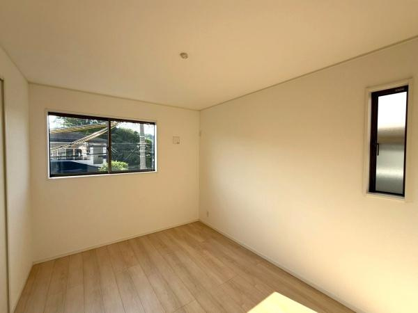 和歌山市和歌川町　第1-1号棟の洋室