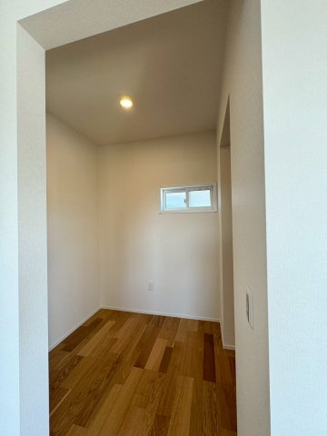 SUN COURTーサンコート－小倉南区上吉田1丁目【小倉南区　新築戸建て】の収納|納戸としても使用できるほどの広さのWIC完備♪【小倉南区　新築戸建て】