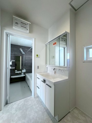 【独立洗面台】の画像