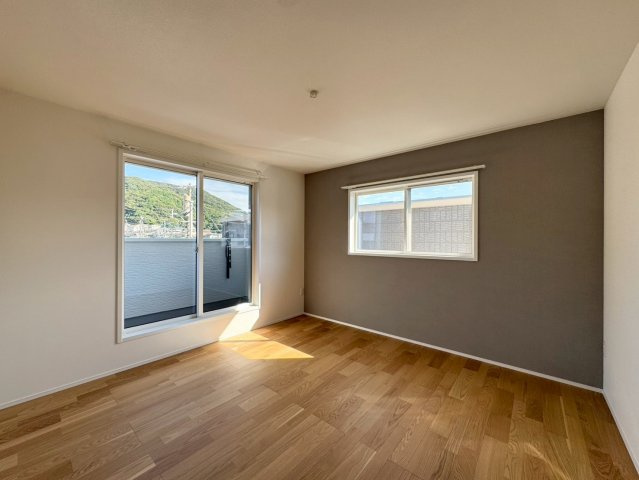 SUN COURTーサンコート－小倉南区上吉田1丁目【小倉南区　新築戸建て】の洋室|主寝室にもなる広々とした洋室は8帖♪こちらには大容量のWIC完備♪　【小倉南区　新築戸建て】