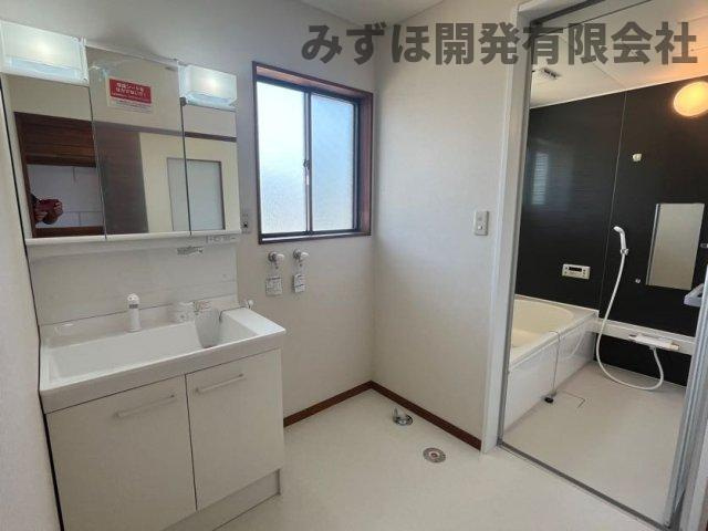 米沢市窪田町窪田117-18の独立洗面台|☆リフォーム済☆　独立洗面台です