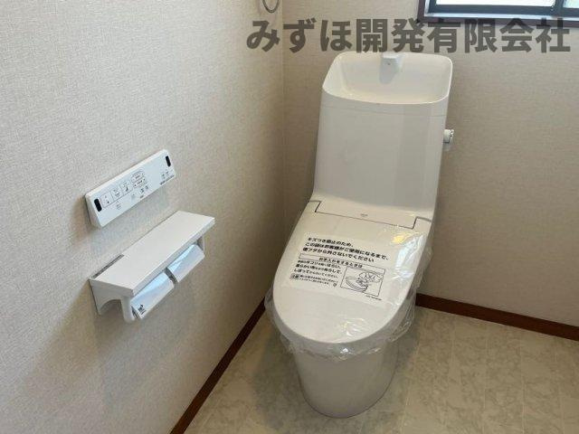 米沢市窪田町窪田117-18のトイレ|☆リフォーム済☆　ゆったりとした空間のトイレです