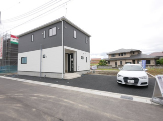 【外観】 | 甲府市里吉2丁目 新築戸建 全2棟1号棟 土地73坪 南面庭