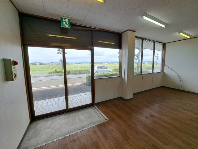 グリーンベルⅠ103の玄関