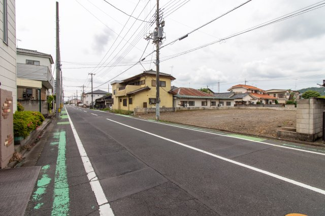 足利市元学町の売地の前面道路含む現地写真