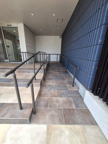 (シニア限定)グラン・シャリオ２昭和記念公園のその他共用部分|スロープもあってカートもらくらく