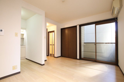 【居間・リビング】 | ハイツサンマルク