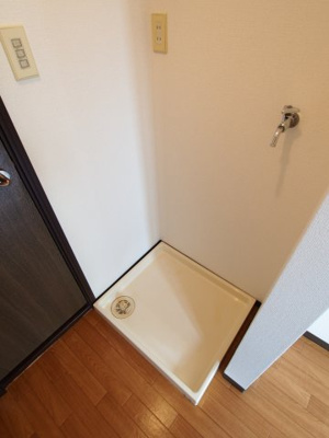 【設備】 | ハイツサンマルク | 室内洗濯機置場