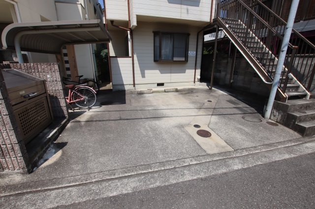 【駐車場】 | ハイツサンマルク