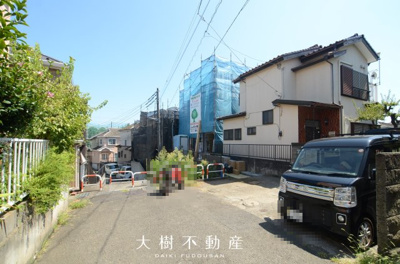 【前面道路含む現地写真】 | 綾瀬市寺尾南２丁目　新築戸建て　全１棟【仲介手数料無料】 | ※令和7年9月上旬に撮影