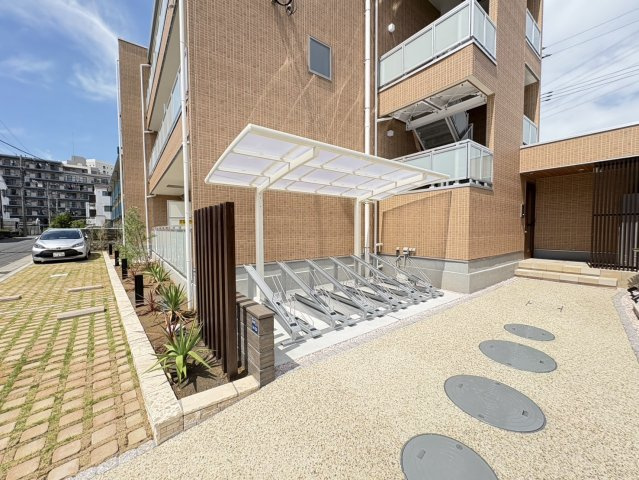 リブリ・サンヴェーラのその他