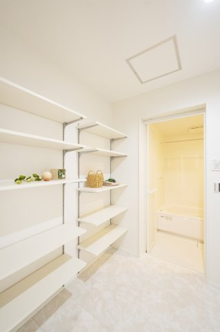 仲介手数料不要築後未入居 タカスギ四方寄町【川上小・北部中】の浴室