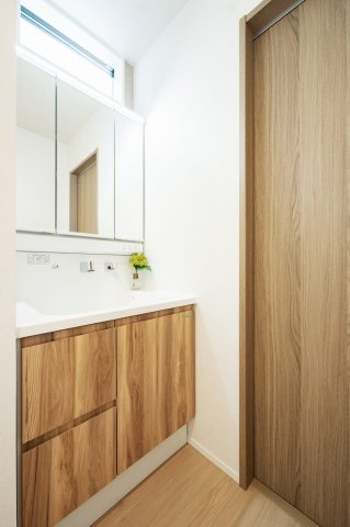 仲介手数料不要タカスギ四方寄町【川上小・北部中】の独立洗面台