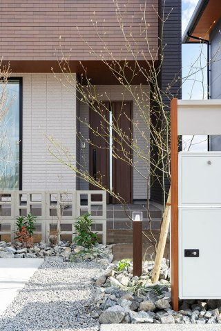 仲介手数料不要築後未入居 タカスギ四方寄町【川上小・北部中】の玄関