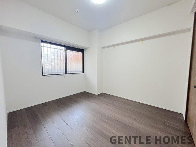 朝日プラザ大橋南の洋室