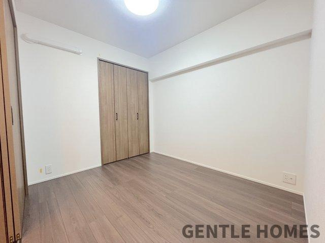 朝日プラザ大橋南の洋室