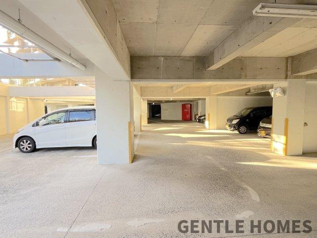 朝日プラザ大橋南の駐車場