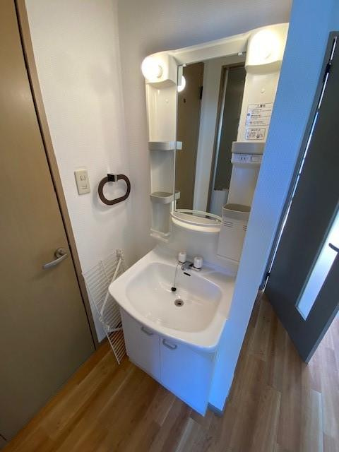 ラフィーネ三田の洗面所|洗面所