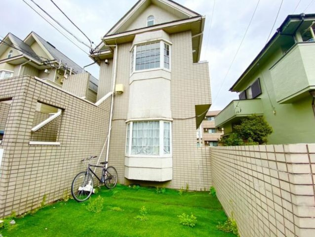 坂戸市泉町２丁目の一棟アパートの外観