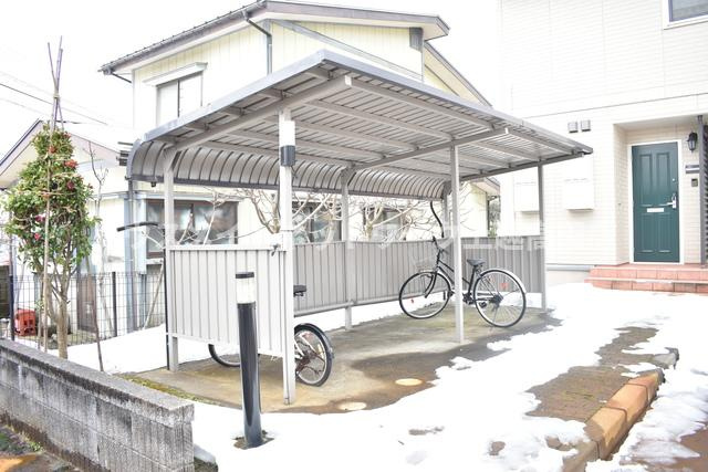 ロイヤルガーデン南城　Ａ棟のその他共用部分|駐輪場