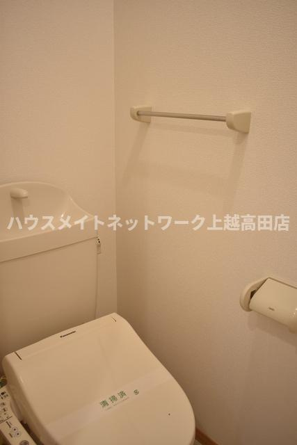 ロイヤルガーデン南城　Ａ棟のトイレ|温水洗浄暖房便座