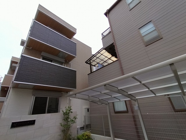 神戸市兵庫区塚本通７丁目のアパート