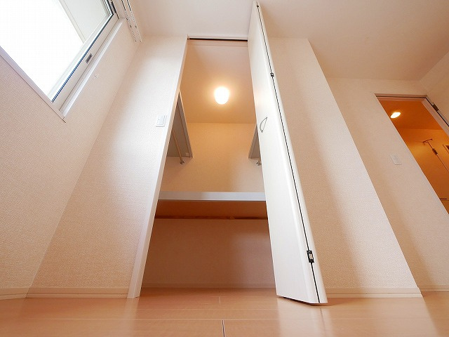 エスペランサ木津の収納