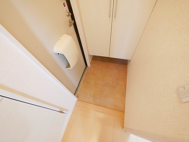 エスペランサ木津の玄関