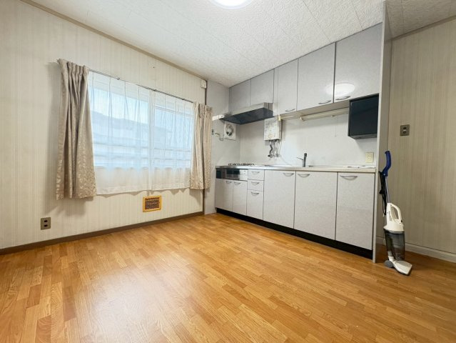 上穂積住宅１棟の居間・リビング