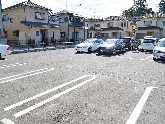 エーデルハイム黒塚の駐車場|駐車場完備です