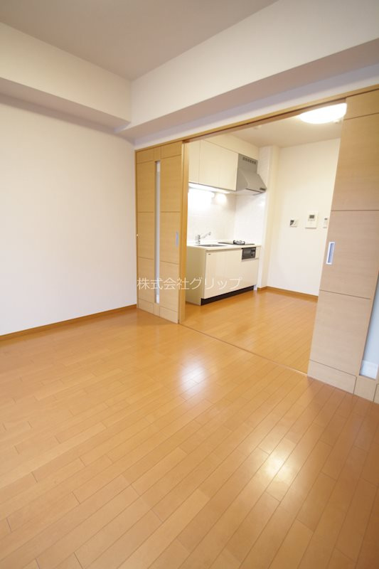 グリフォーネ横浜・伊勢町の洋室