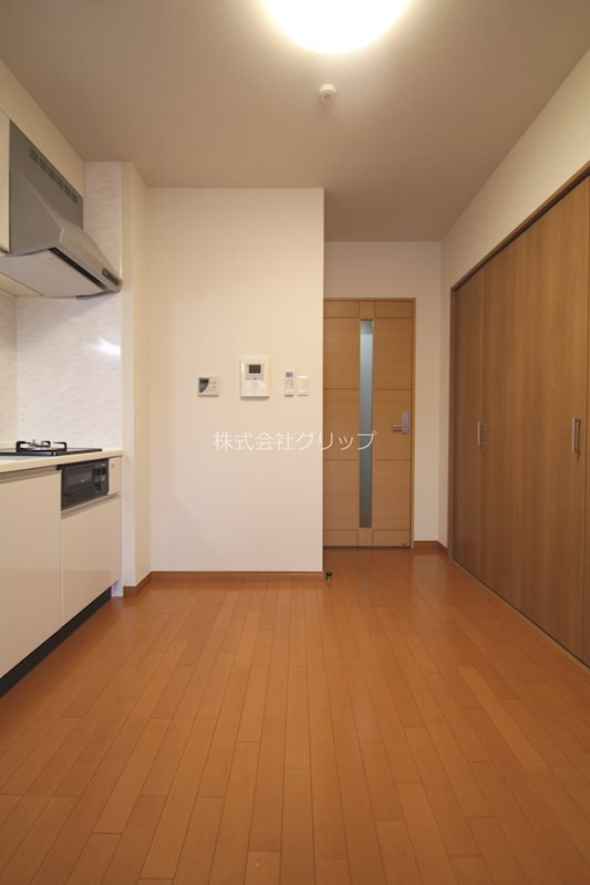 グリフォーネ横浜・伊勢町の居間・リビング