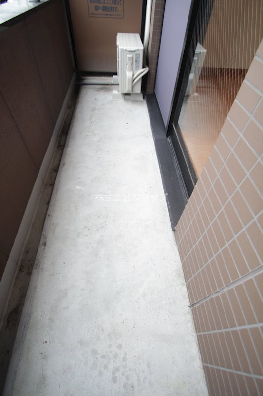 グリフォーネ横浜・伊勢町のバルコニー