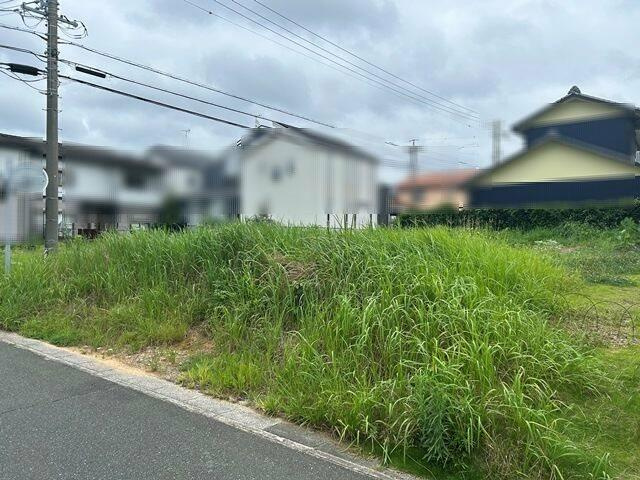売地　豊橋市佐藤4丁目10番1の前面道路含む現地写真|現地写真　二方道路角地です