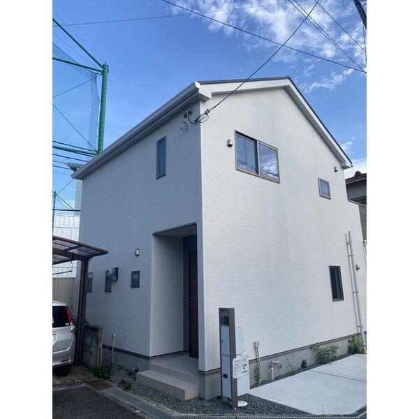 リナージュ岸和田市額原町の外観|外観もきれいです