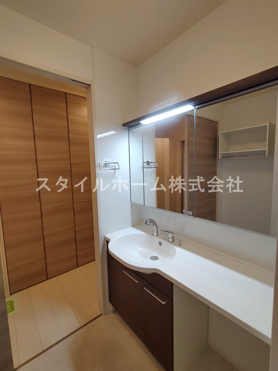 プランドールⅥの独立洗面台