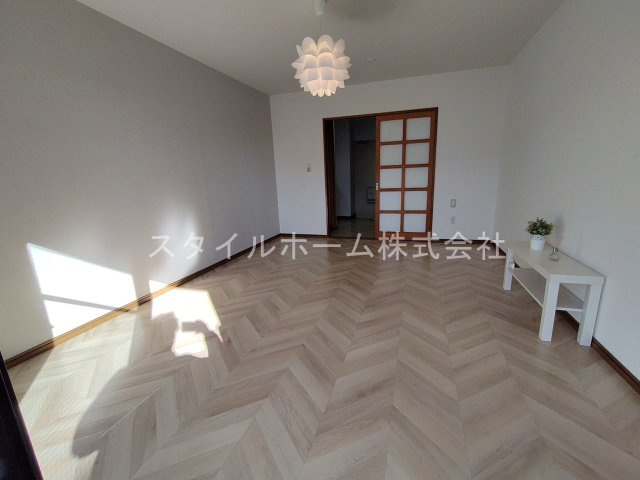 サントラスト　Aの内装