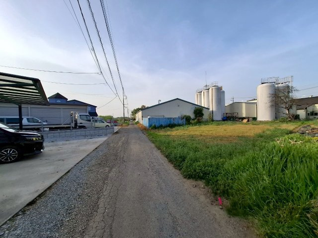 狭山市大字上奥富の売地の前面道路含む現地写真|お好きなハウスメーカーで建築可能