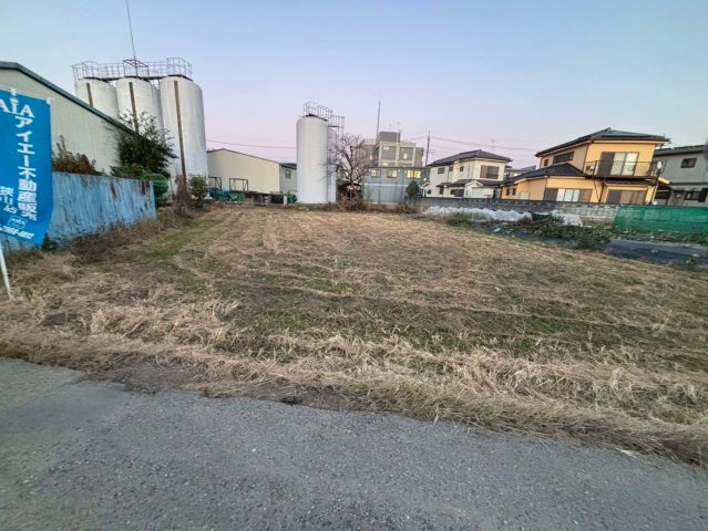 狭山市大字上奥富の売地の前面道路含む現地写真|お好きなハウスメーカーで建築可能