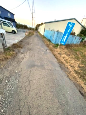 狭山市大字上奥富の売地の前面道路含む現地写真|前面道路
