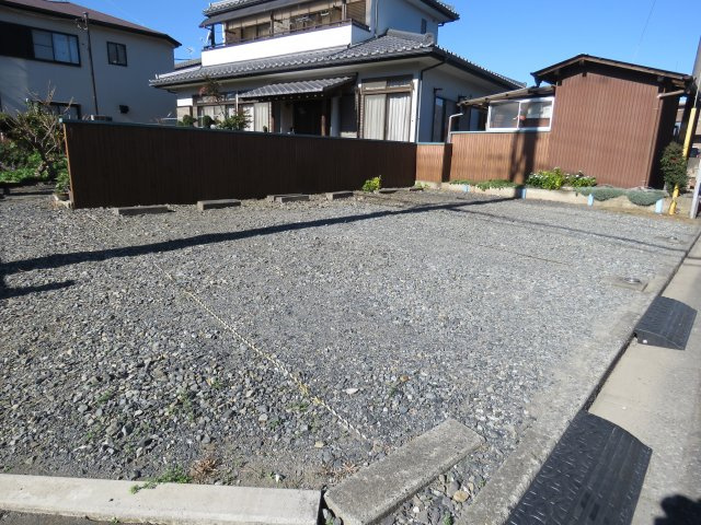 鈴木月極駐車場の外観