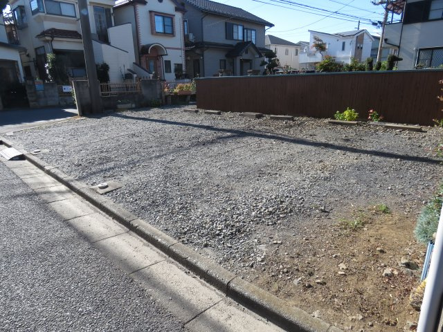鈴木月極駐車場の外観